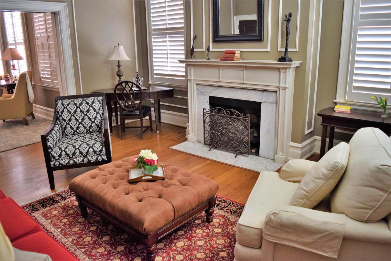 Jh Adams Inn, Trademark Collection By Wyndham Inn 3*
