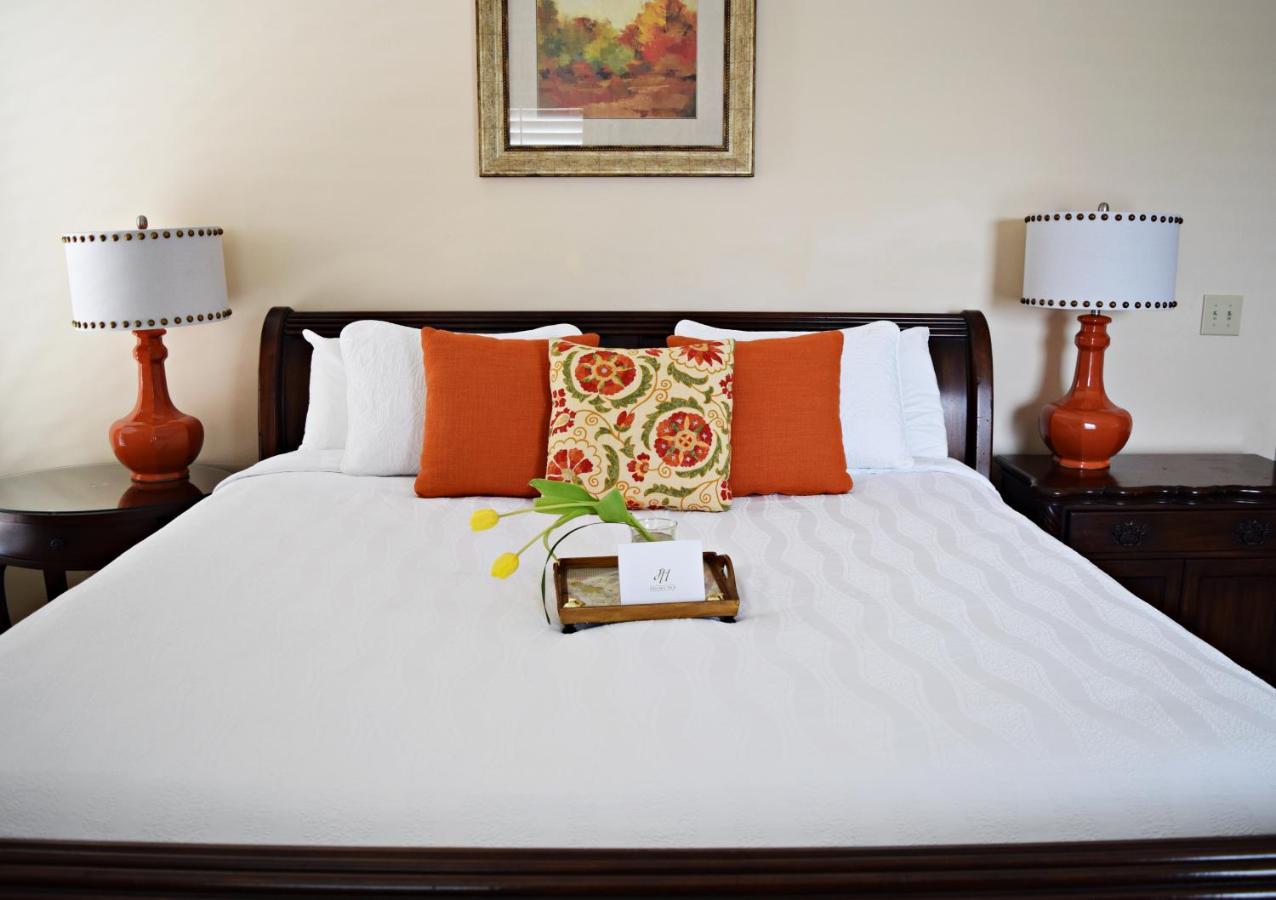 Jh Adams Inn, Trademark Collection By Wyndham Inn Highpoint